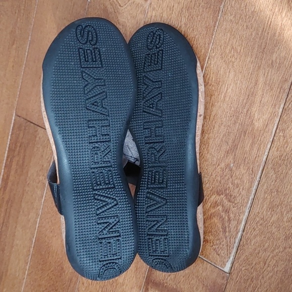 Denver Hayes Leather Bling T Strap Embellished Sandals - Picture 5 of 6